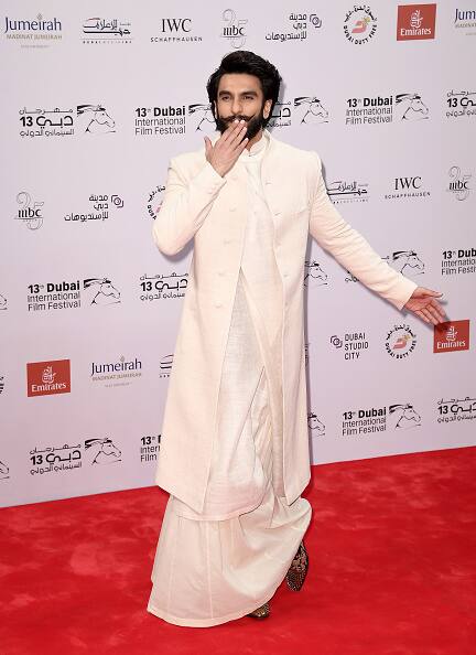 40 Quirky Fashion Moments of Ranveer Singh That Left Us Speechless! – Very  Interesting Facts