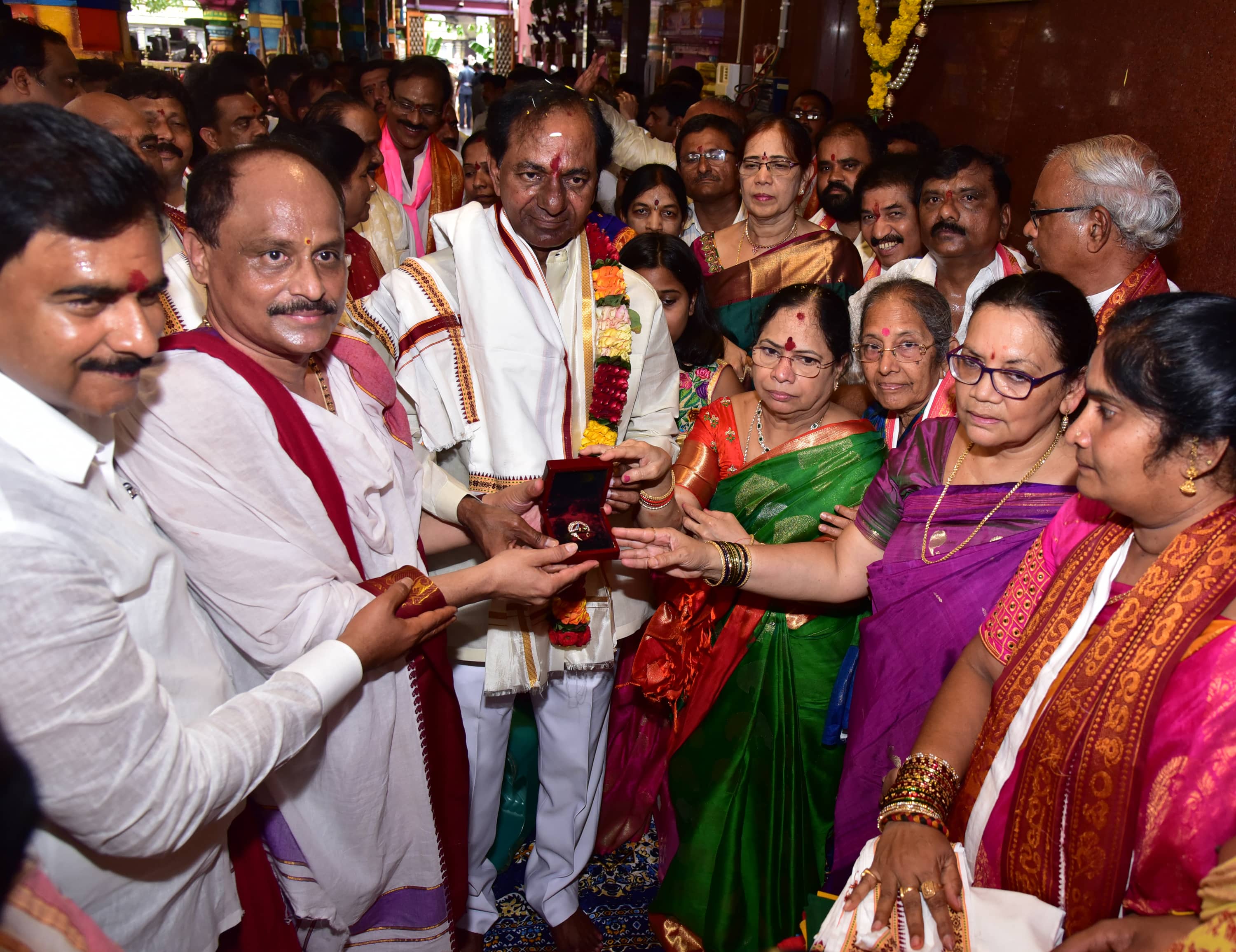 Telangana CM KCR Offer nose stud to Kanaka Durga Temple