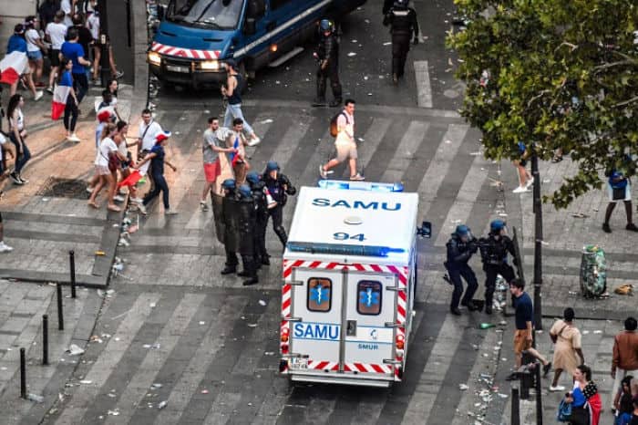 Clashes, road accidents mar French World Cup party