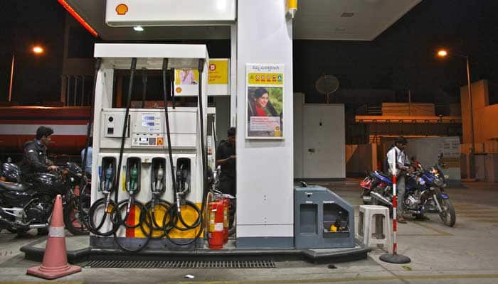 Delhi HC disposes of PIL against daily change in fuel price, asks Centre to treat it as representation