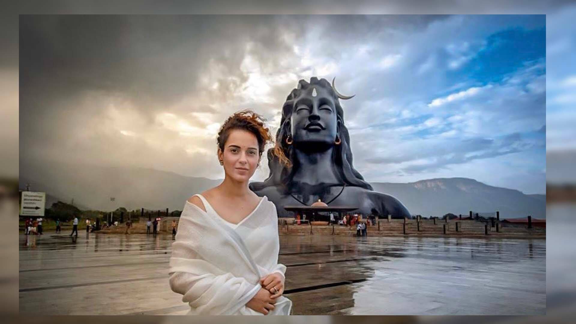 In Pics: Kangana Ranaut looks mesmerising in front of Shiva statue