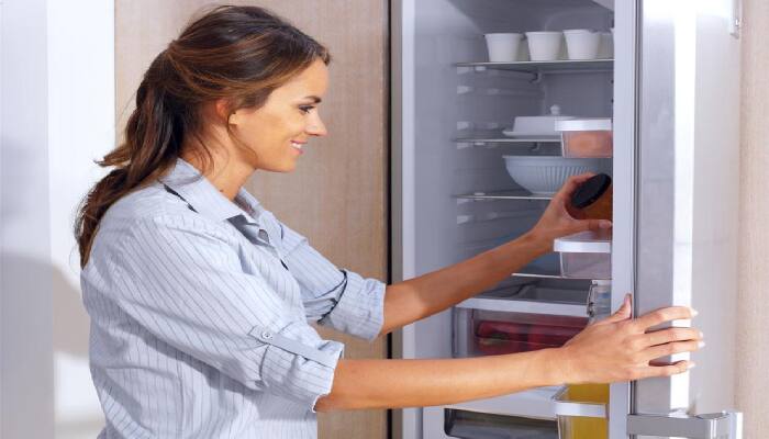 simple ways to kill odours inside refrigerator