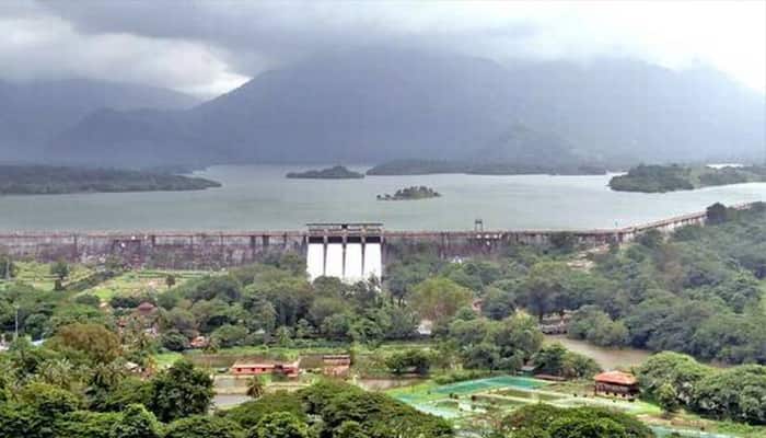 Kerala heavy rain Sluice gates Malampuzha dam opened flood