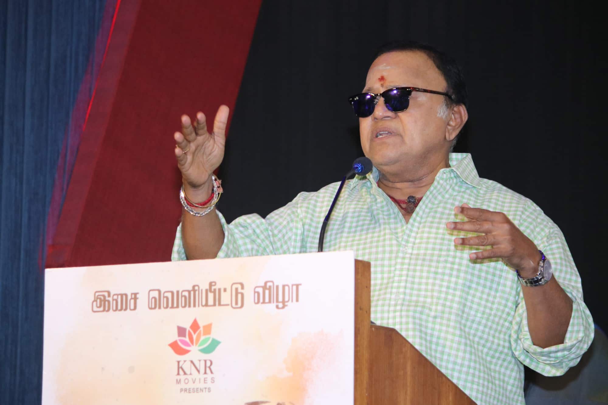 ajith help 5000 blind people actor radharavi reveal