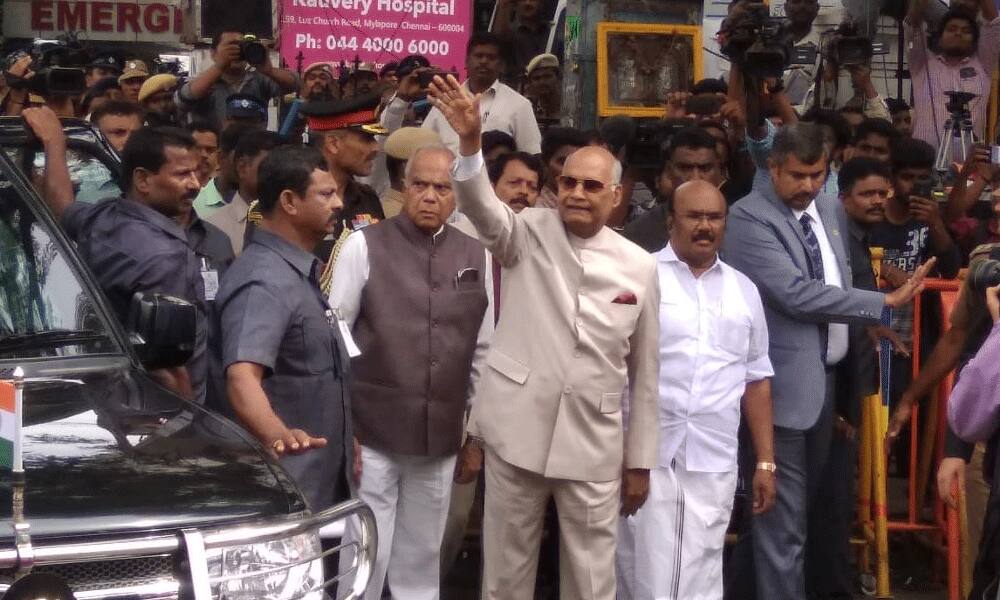 President Ram Nath Kovind arrives at Chennai's Kauvery Hospital, where DMK chief M Karunanidhi is admitted