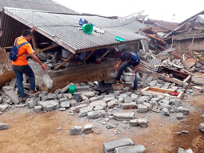 Death toll rises to 82, powerful earthquake rocks Indonesian tourist island