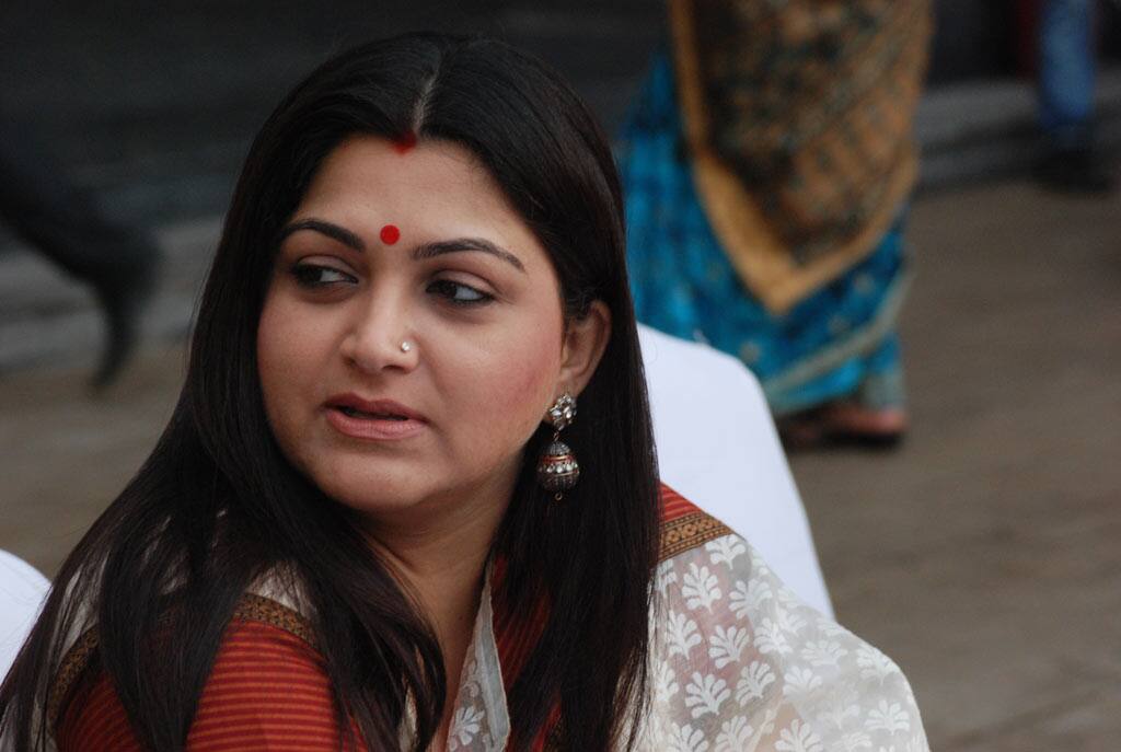 Kushboo who gave away the seat for EvkS ilangovan