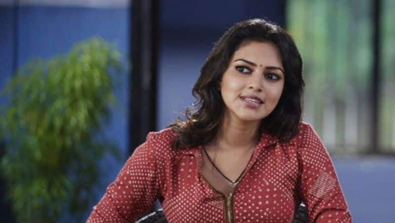 amala paul give the complient for susi ganesan