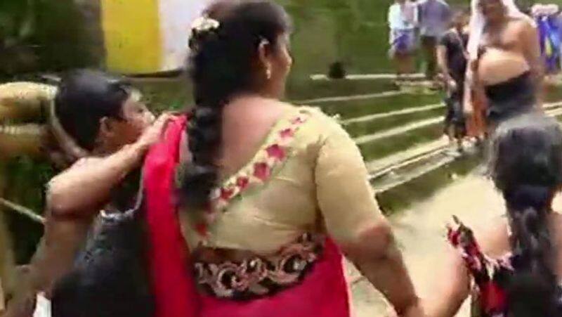 Woman, Family Abandon Sabarimala Trek Out Of Fear, Say No Cops At Temple