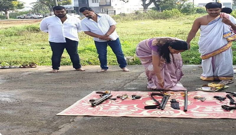 Former gangster Muthappa Rai ayudha puja prayers to guns Dusshera