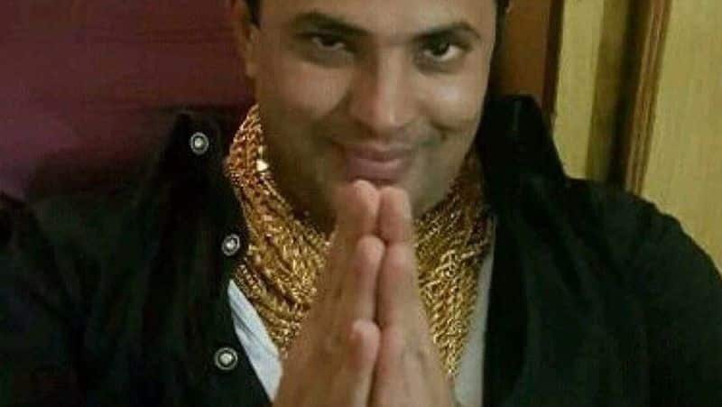 Amjad saeed gold man