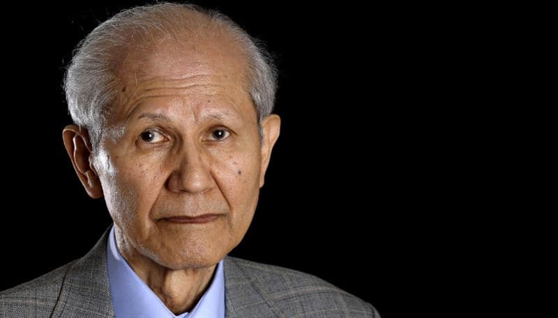 Osamu Shimomura Nobel chemistry laureate marine biologist dies Nagasaki Tokyo