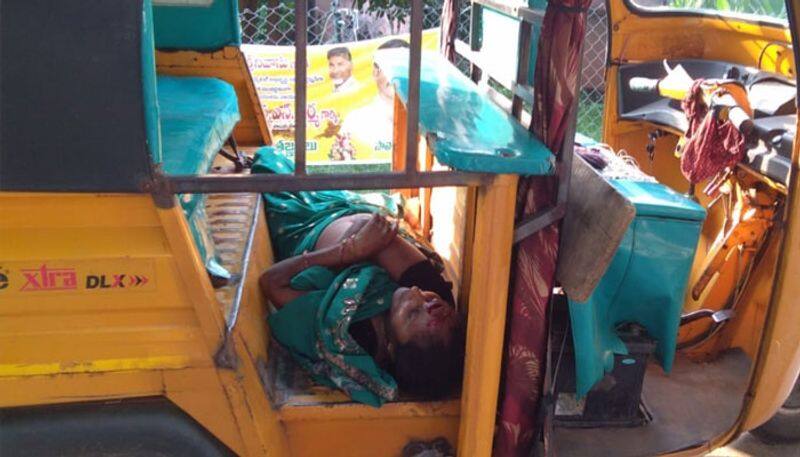 six killed in road accident in east godavari district