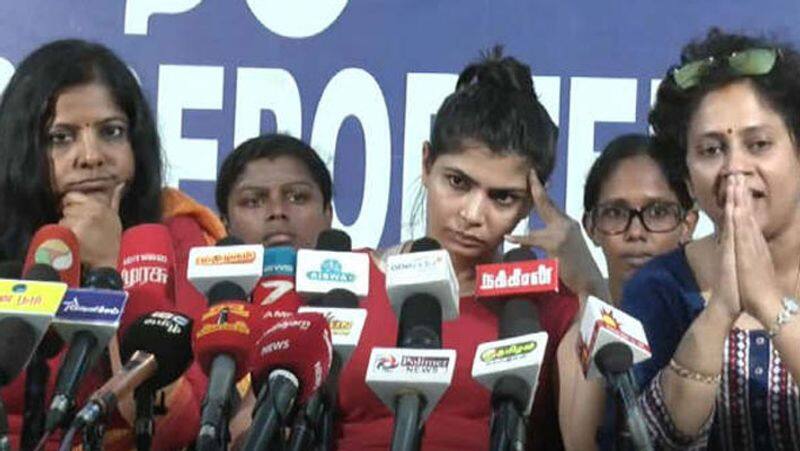 Chinmayi Live video on Facebook