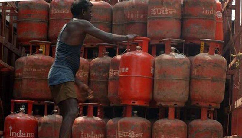 Happy new year for LPG users: Cylinder prices drop by Rs 120.50 since high of November 2018