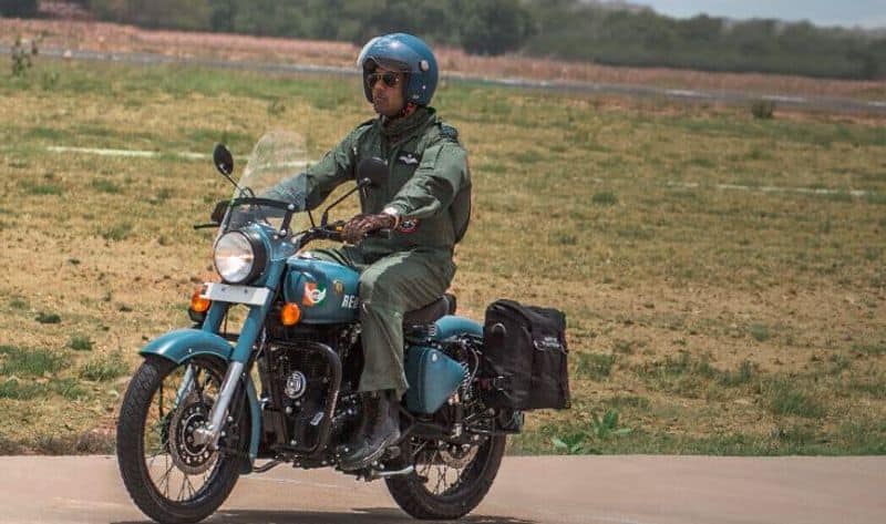 Royal Enfield Classic Signals 350 is inspired by Indian armed forces