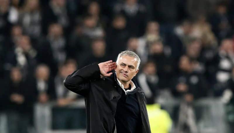 Mourinho taunts crowd as Man United beats Juventus 2-1