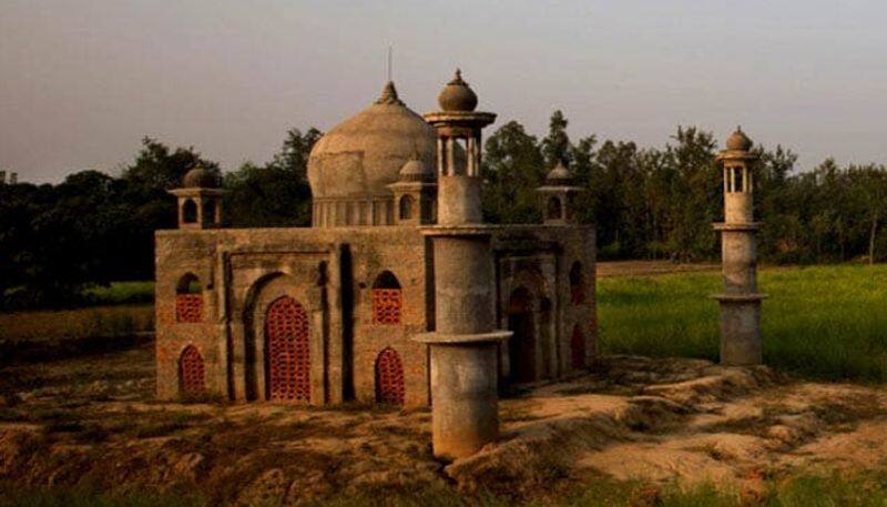 Man Who Built Mini Taj Mahal For Wife Killed In Road Accident