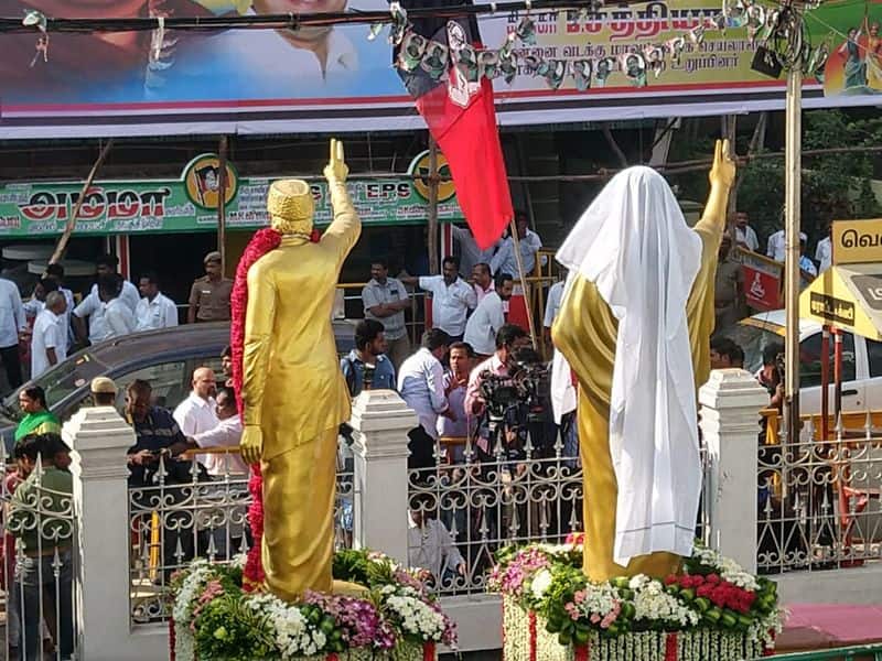 jayalalitha's Statue opened tanjore secrete