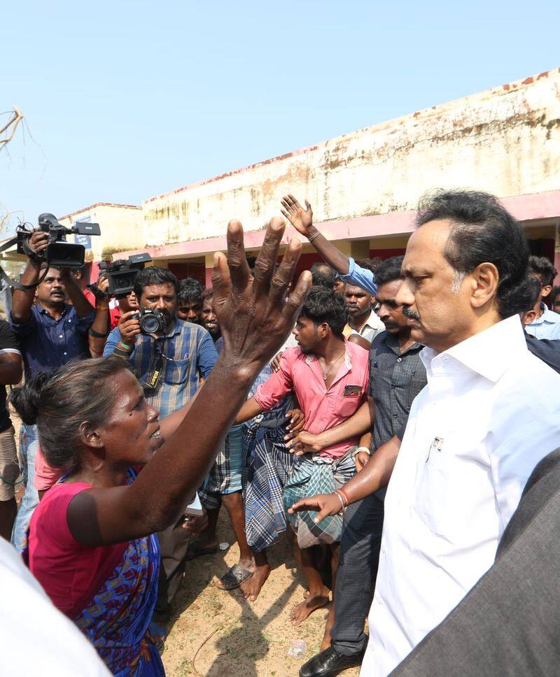 stalin met people who affected by kaja cyclone and he  helped them well
