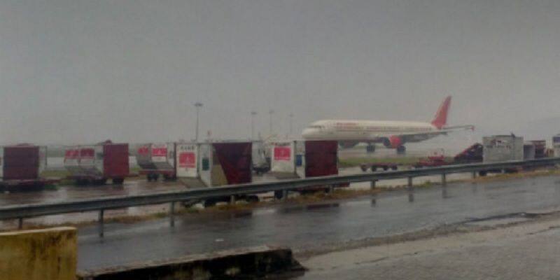 8 flights canceled in chennai due to heavy rain chennai flood