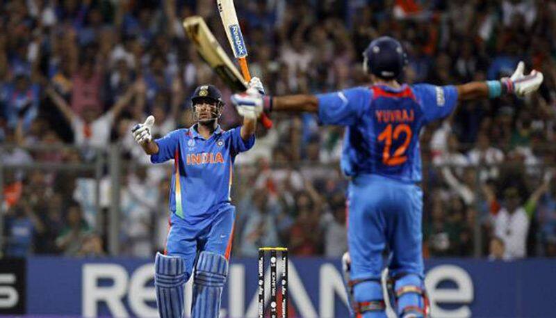 dhoni revealed the reason why he promote himself ahead of yuvraj in 2011 world cup final