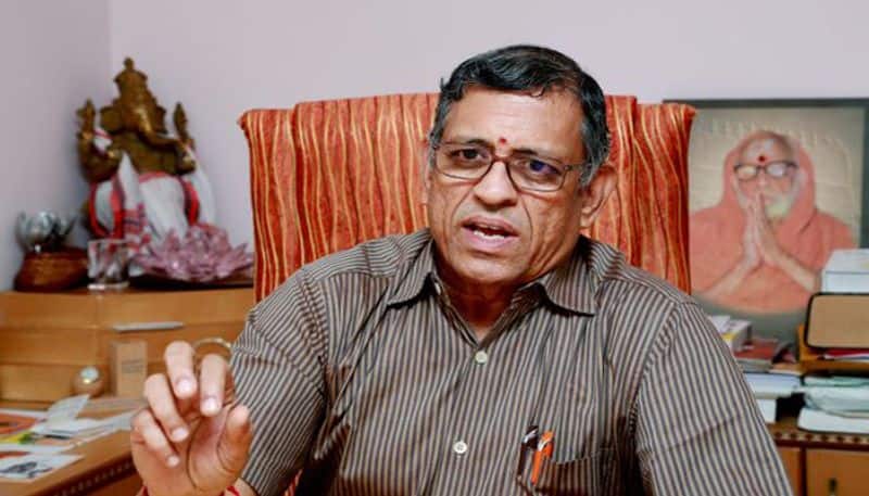 Introverts Review on Auditor Gurumurthy
