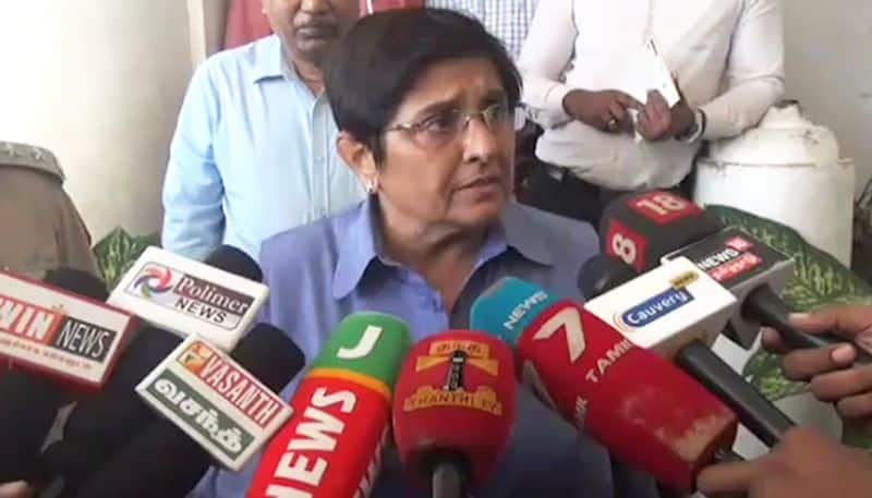 Kiranbedi is  welcoming tamilisai appointment post  of governor