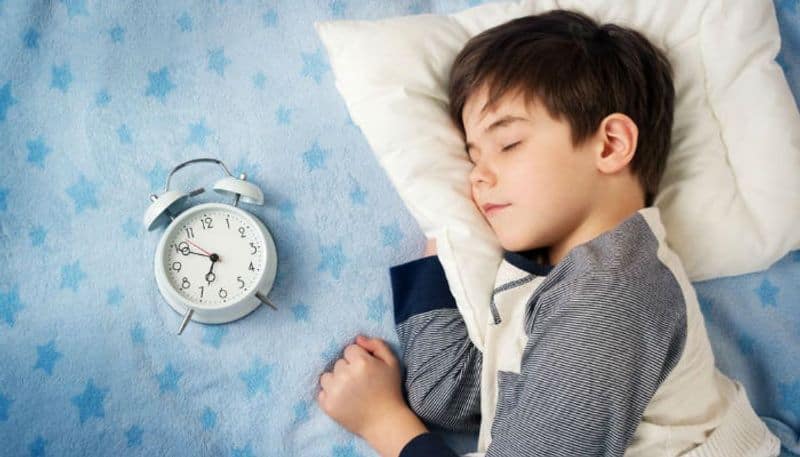 study claims childhood habit of sleep may continue in adolescent stage