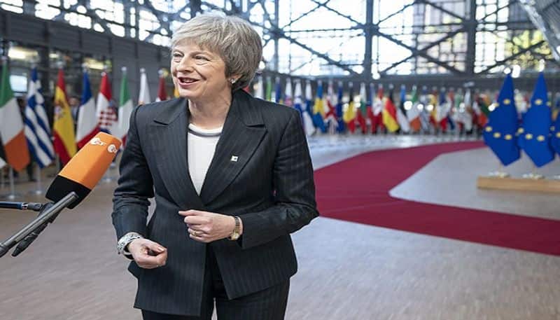 Theresa May sees off leadership challenge, will not contest in 2022