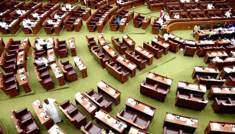 Karnataka govt under fire of Assembly session in Belagavi