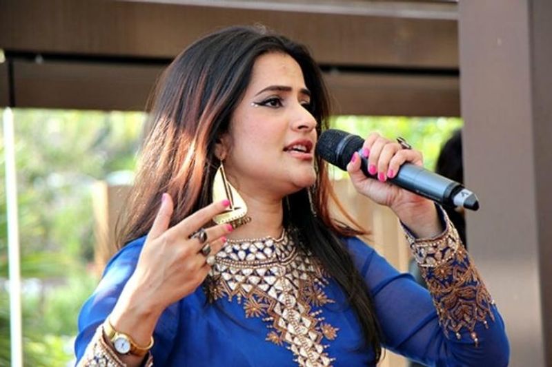 Sona Mohapatra slams Sonu Nigam