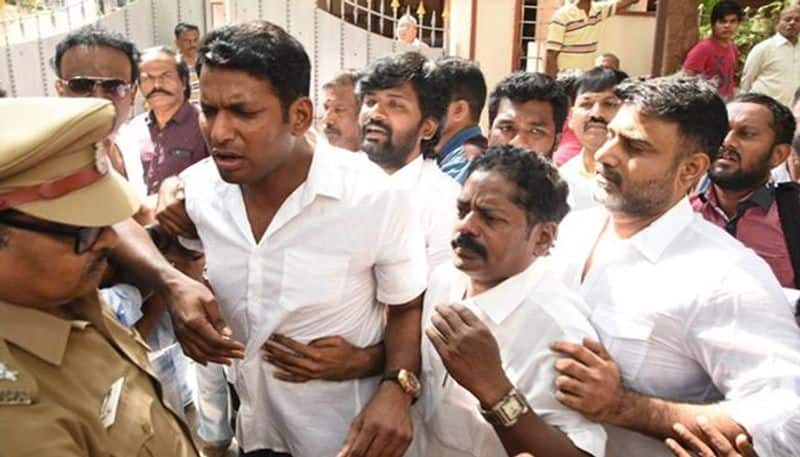 actor vishal will be arrested?