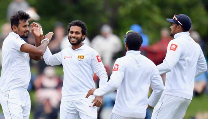 Sri Lanka collapsed in Christchurch and Trent Boult pick six wickets