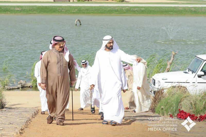 UAE leaders click selfie with Bahrain King