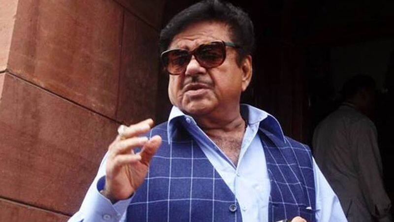 Playing with fire in Bengal Tiger... Shatrughan Sinha