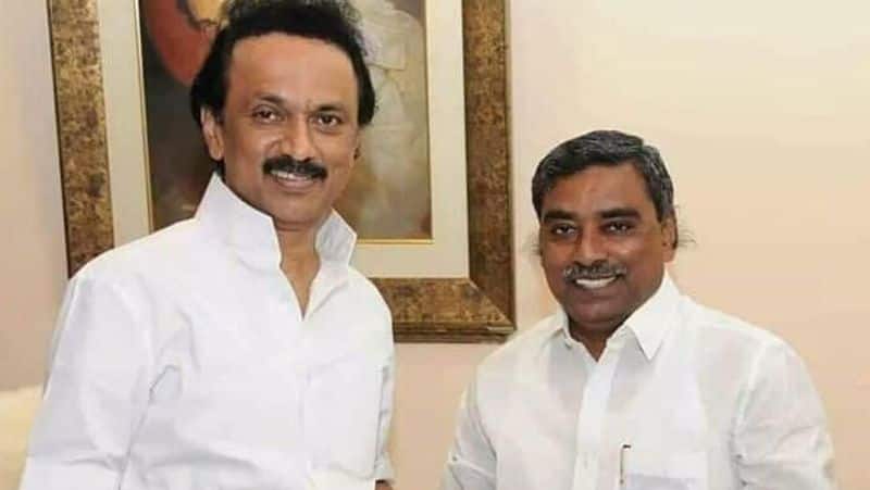 a letter indicates  thiruvaroor dmk candidate kalaivanan is rowdy and stalin thinks over this issues