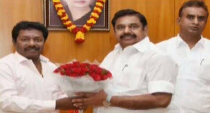 For 5 years my support is for AIADMK  karunas says