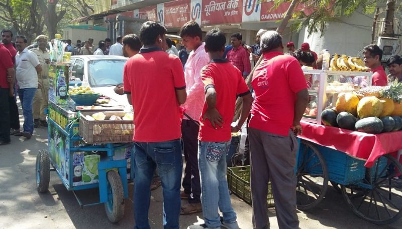 Bharat bandh: Bengaluru's Freedom Park turns into picnic spot