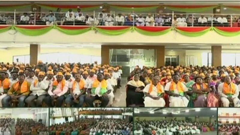 PM Modi in an interaction with BJP workers from Tamil Nadu