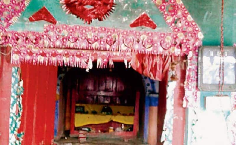 Five antique idols stolen from Samastipur Bihar