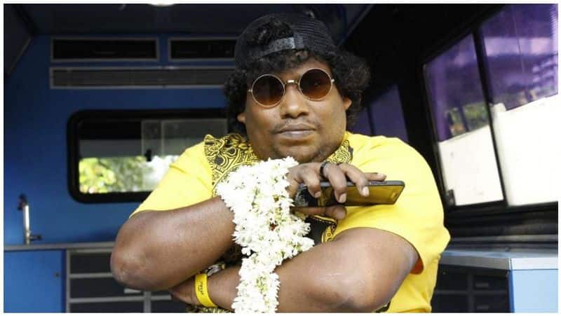 actor yogibabu put the full stop for marriage rummer
