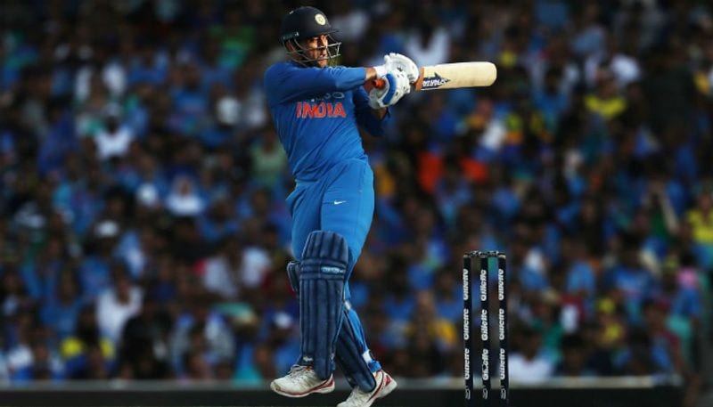 Ace finisher MS Dhoni, chase master Virat Kohli power India to series-levelling win over Australia in Adelaide