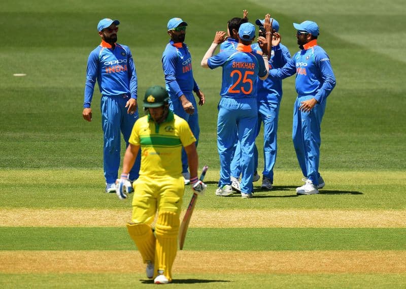 India vs Australia, Adelaide ODI: Aaron Finch continues to struggle as Bhuvneshwar Kumar makes early inroad