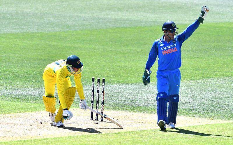 Virat KOhli and Dhoni scripted victory for India in Adelaide