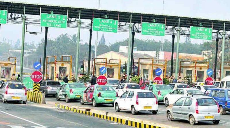 Ramadoss Explain Toll gate charger account