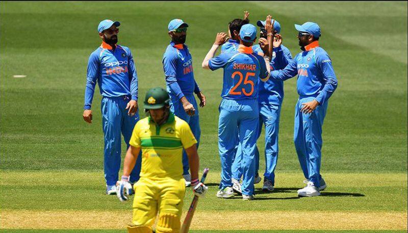 stunning performance by India bowlers and India neeed 231 runs to win Melbourne ODI