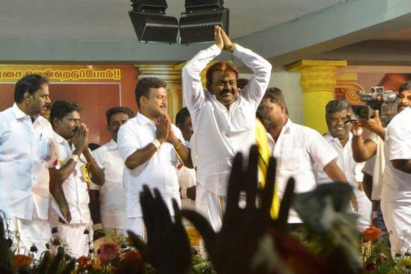 admk and dmk try to political tie with dmdk