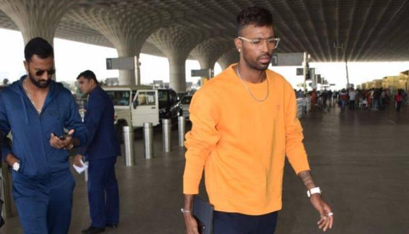 Hardik Pandya spotted at Mumbai Airport for the first time since controversy