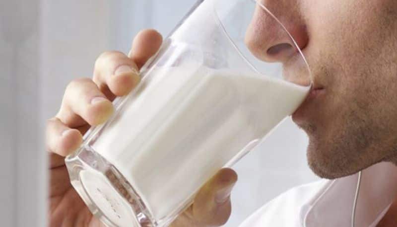 Is drinking milk at night good for health?